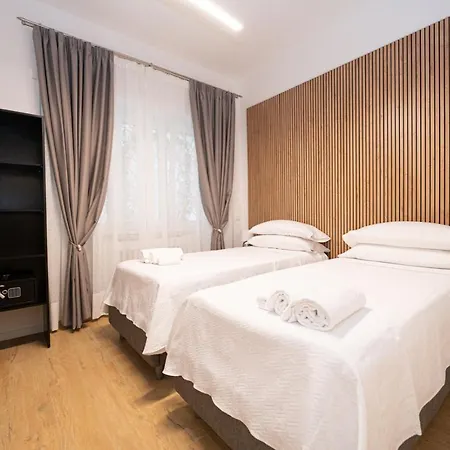 Domus Vatican 4* Rome